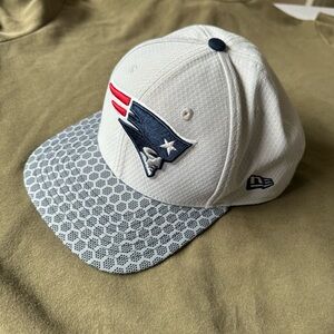NFL New England Patriots Snapback Authentic Hat Cap